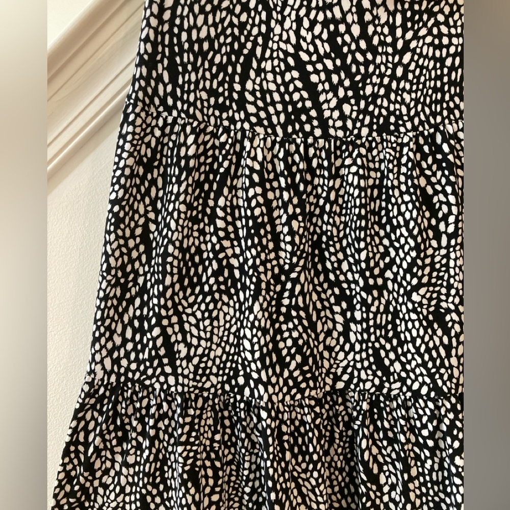 Tiered Printed Maxi Skirt Small - Picture 3 of 7